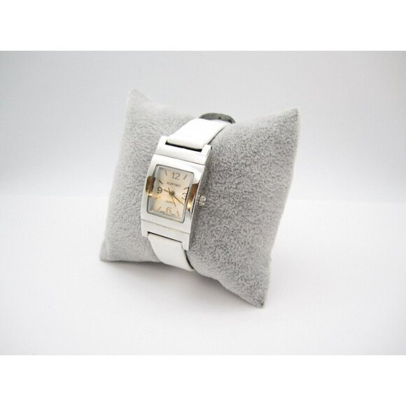 Women Ellen Tracy Quartz WR Analog 22mm Dial Causal Round Watch (G219) - Picture 4 of 8